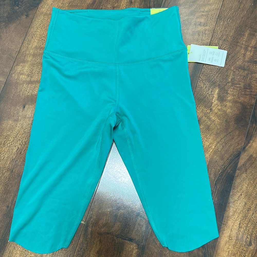 Active Capri pants